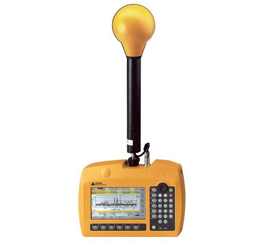 德國Narda SRM3006電磁輻射選頻分析儀